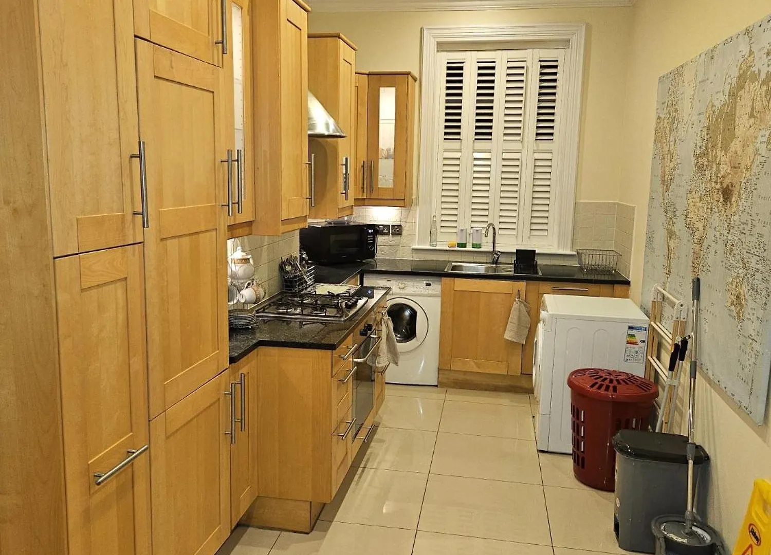 Heathrow Mansion Shuttles Apartment Uxbridge