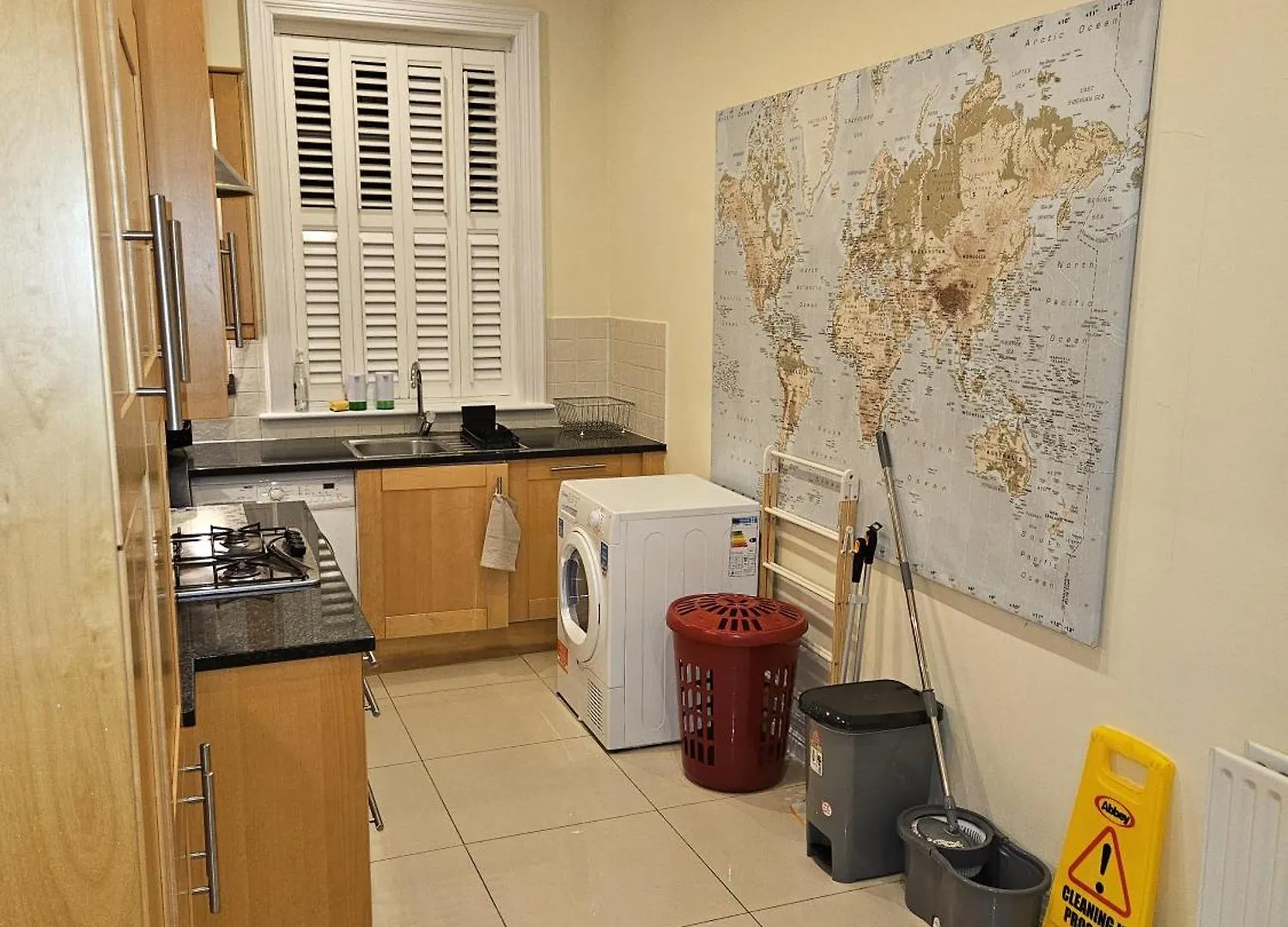 Heathrow Mansion Shuttles Apartment Uxbridge