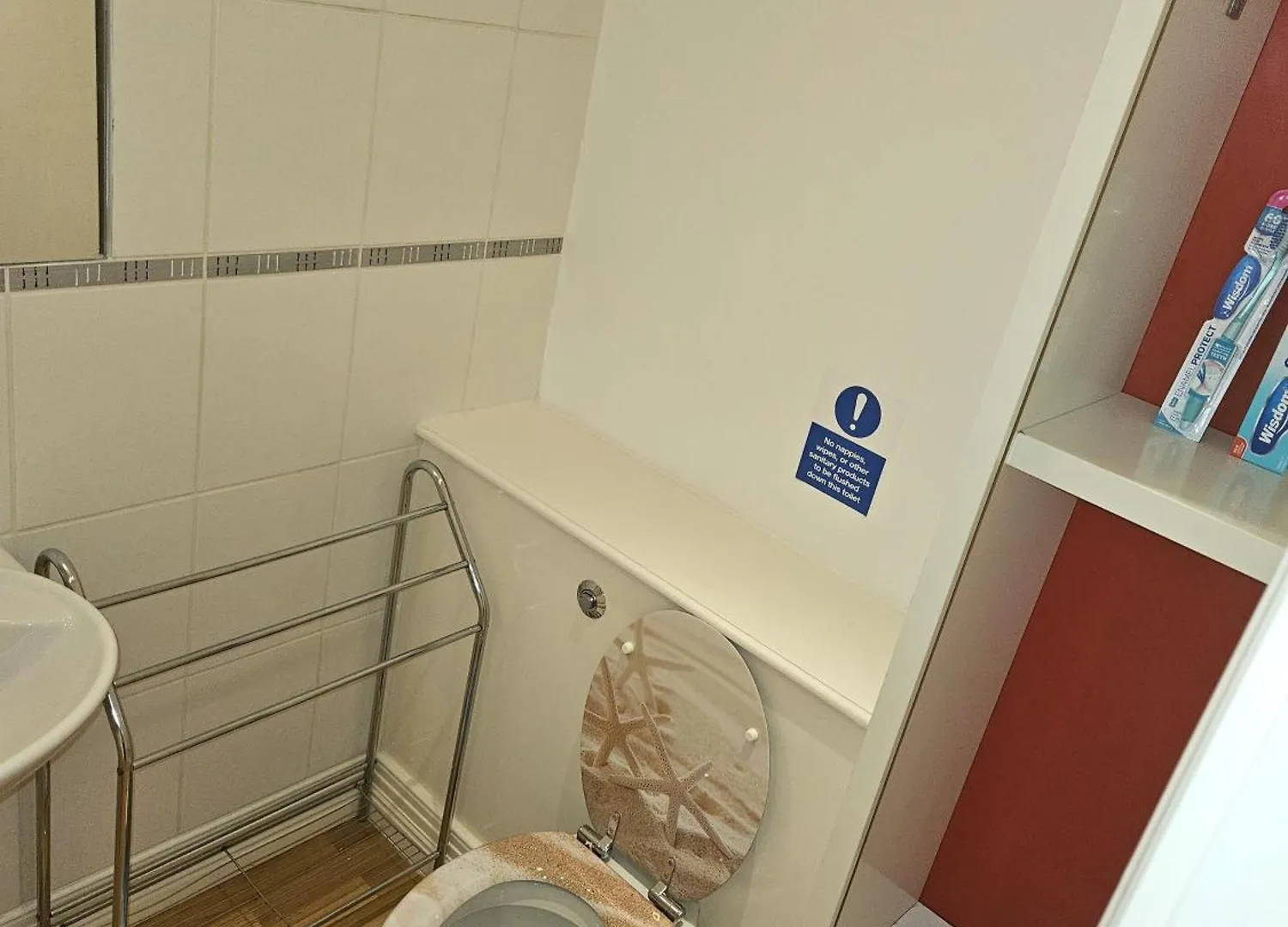 Heathrow Mansion Shuttles Apartment Uxbridge