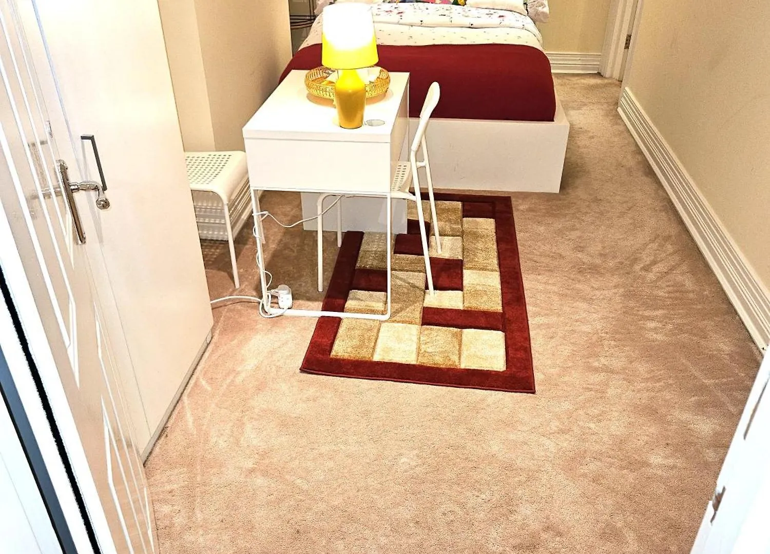 Heathrow Mansion Shuttles Apartment Uxbridge United Kingdom